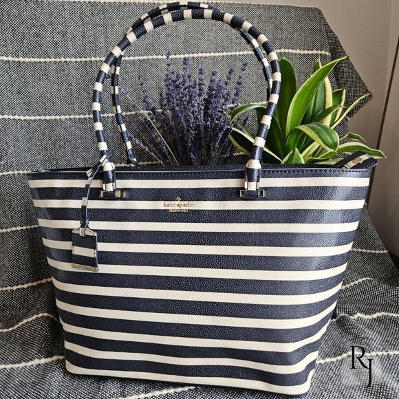 Kate Spade Cedar Street Stripe Harmony Tote - Storybook Lining